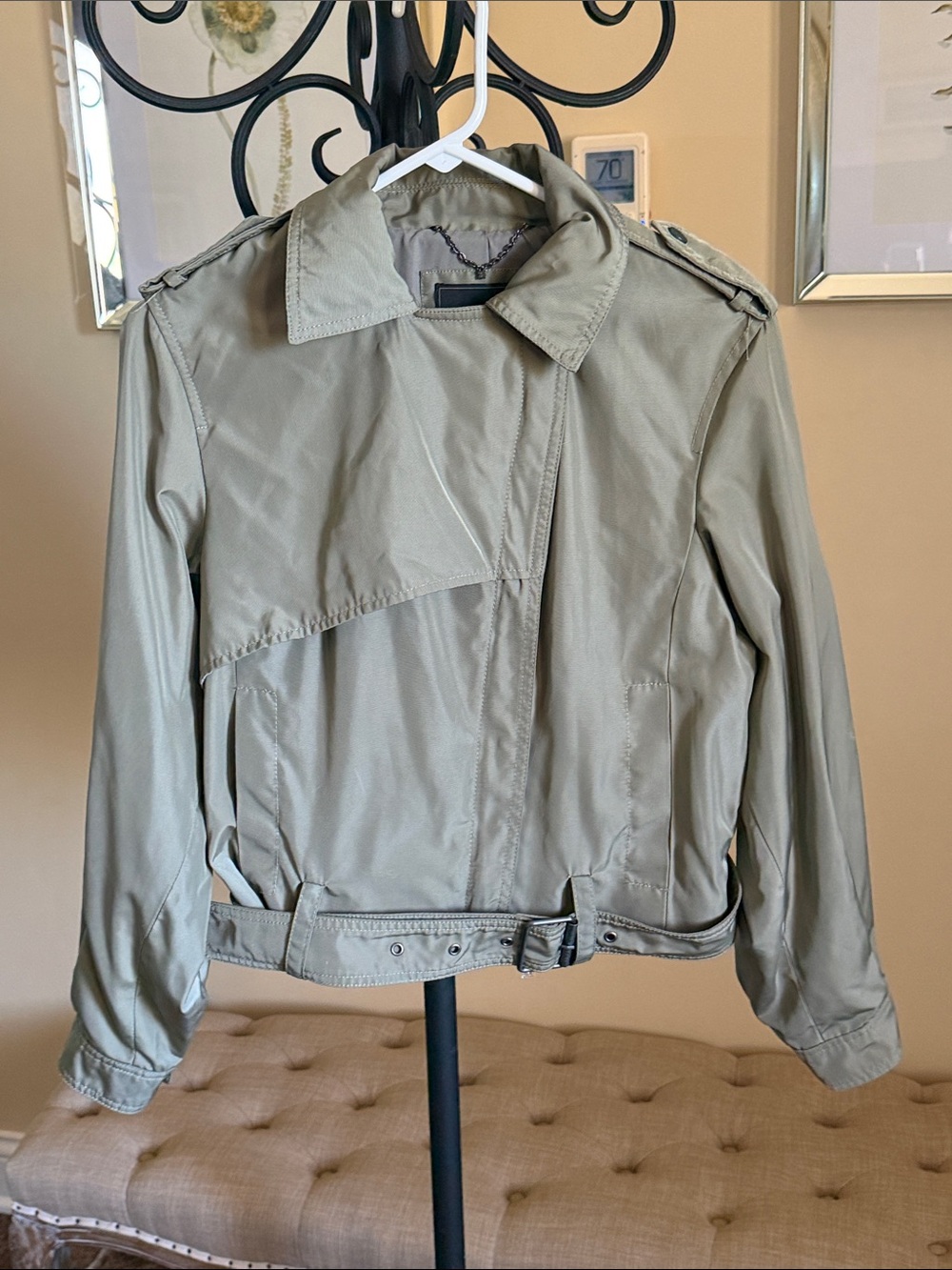 BCBG Max AZRIA Payton cropped jacket Small